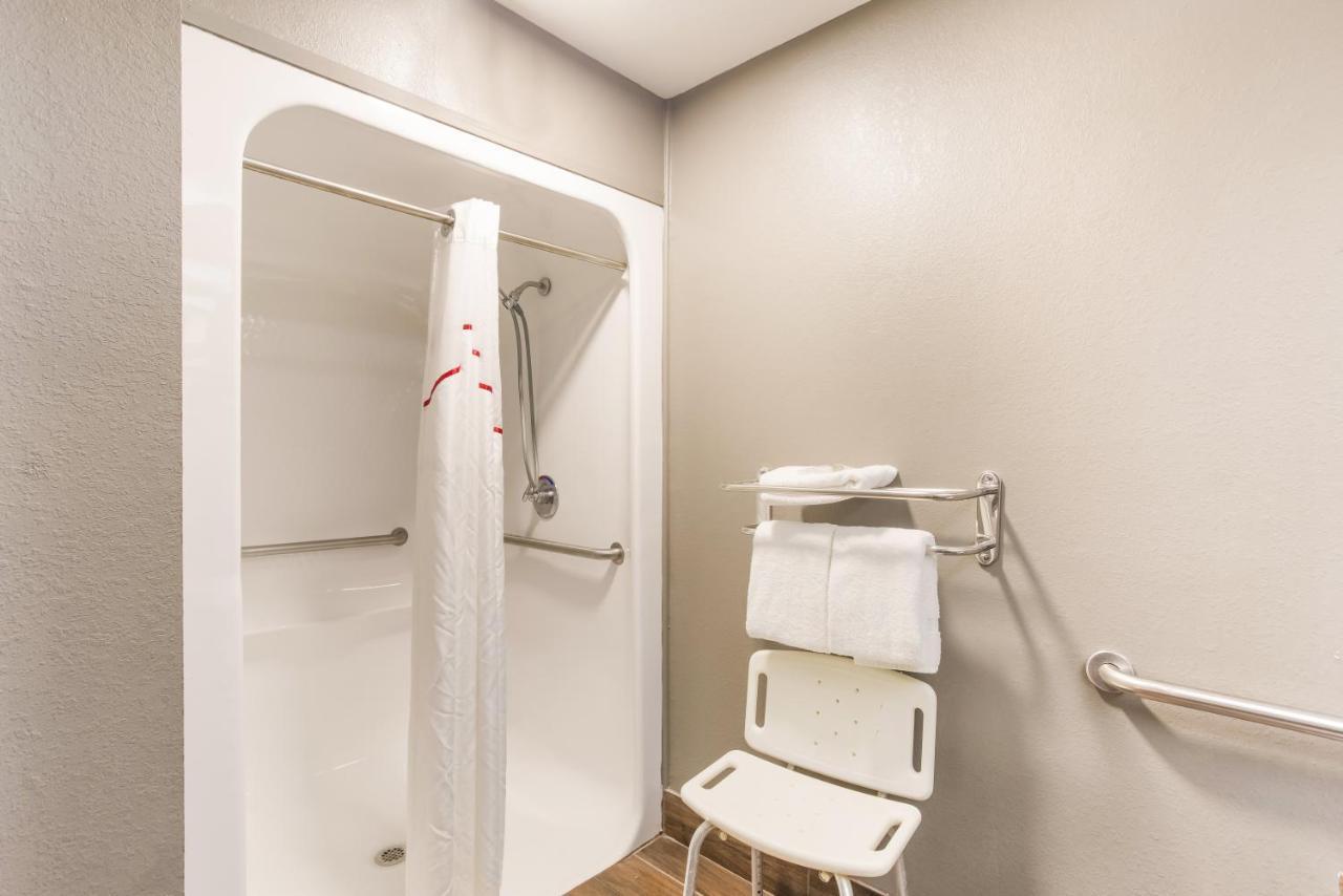 Red Roof Inn & Suites Athens, Al Exteriör bild