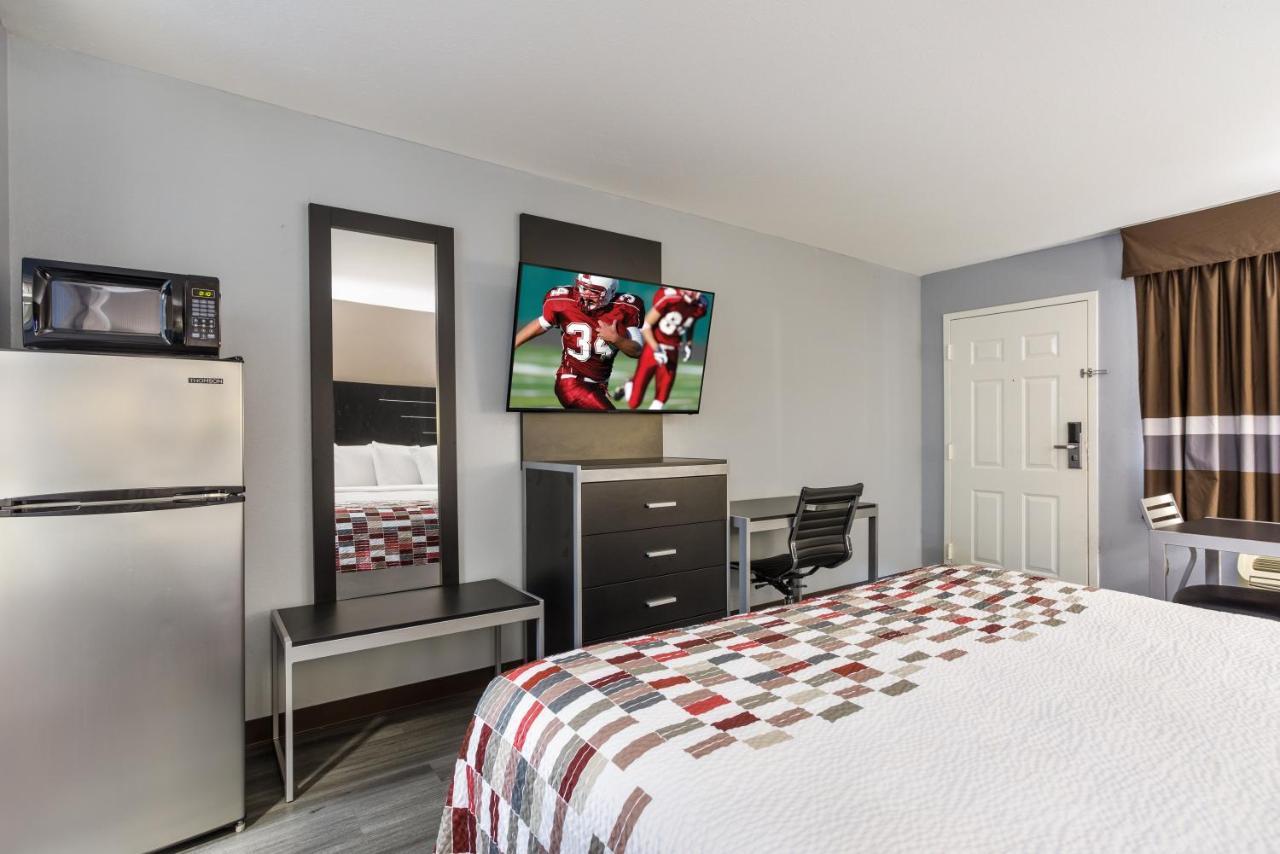 Red Roof Inn & Suites Athens, Al Exteriör bild