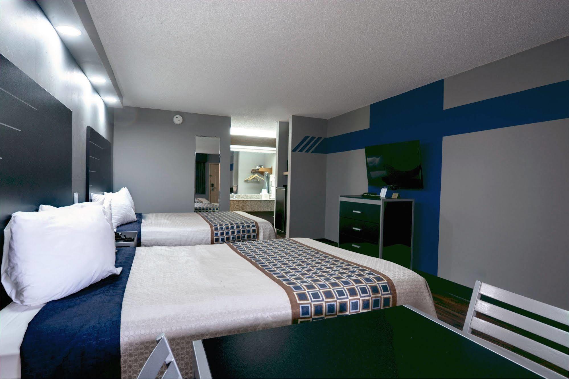 Red Roof Inn & Suites Athens, Al Exteriör bild